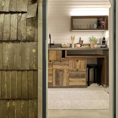 Hotel Feinheit & Restaurant, Tor Zu Hunsrueck Und Mittelrhein! Mit Sauna Hot Tub Und Gartensuite *