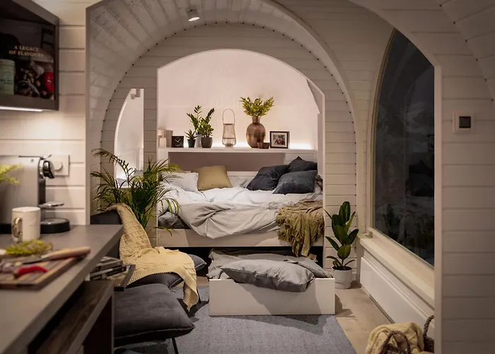 Feinheit & Restaurant, Tor Zu Hunsrueck Und Mittelrhein! Mit Sauna Hot Tub Und Gartensuite Halsenbach